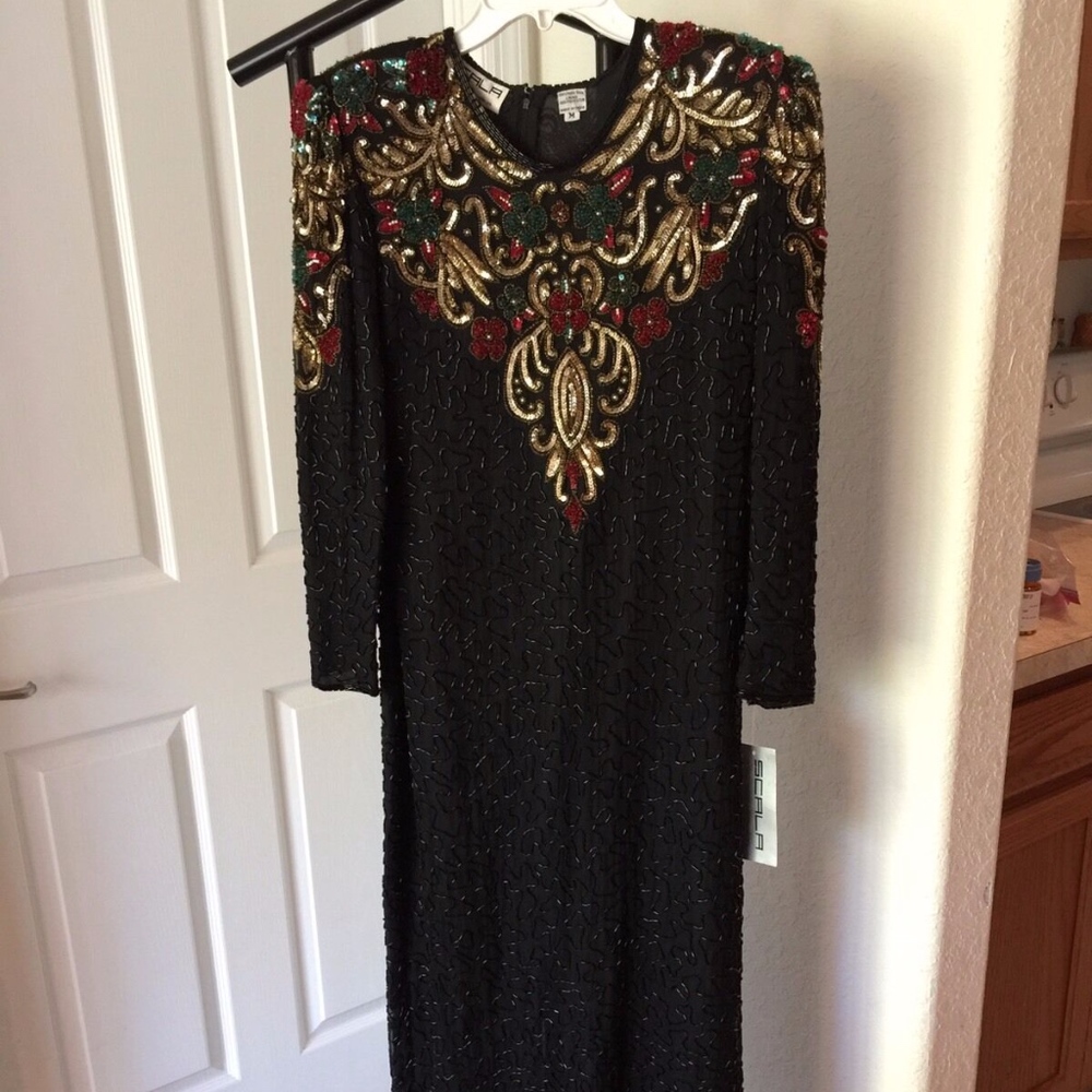 SCALA INCREDIBLE BEADED GOWN NWT M CRUISE FORMAL